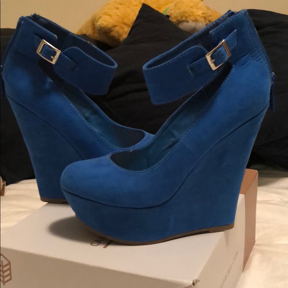 Heels - Picture 1 of 3